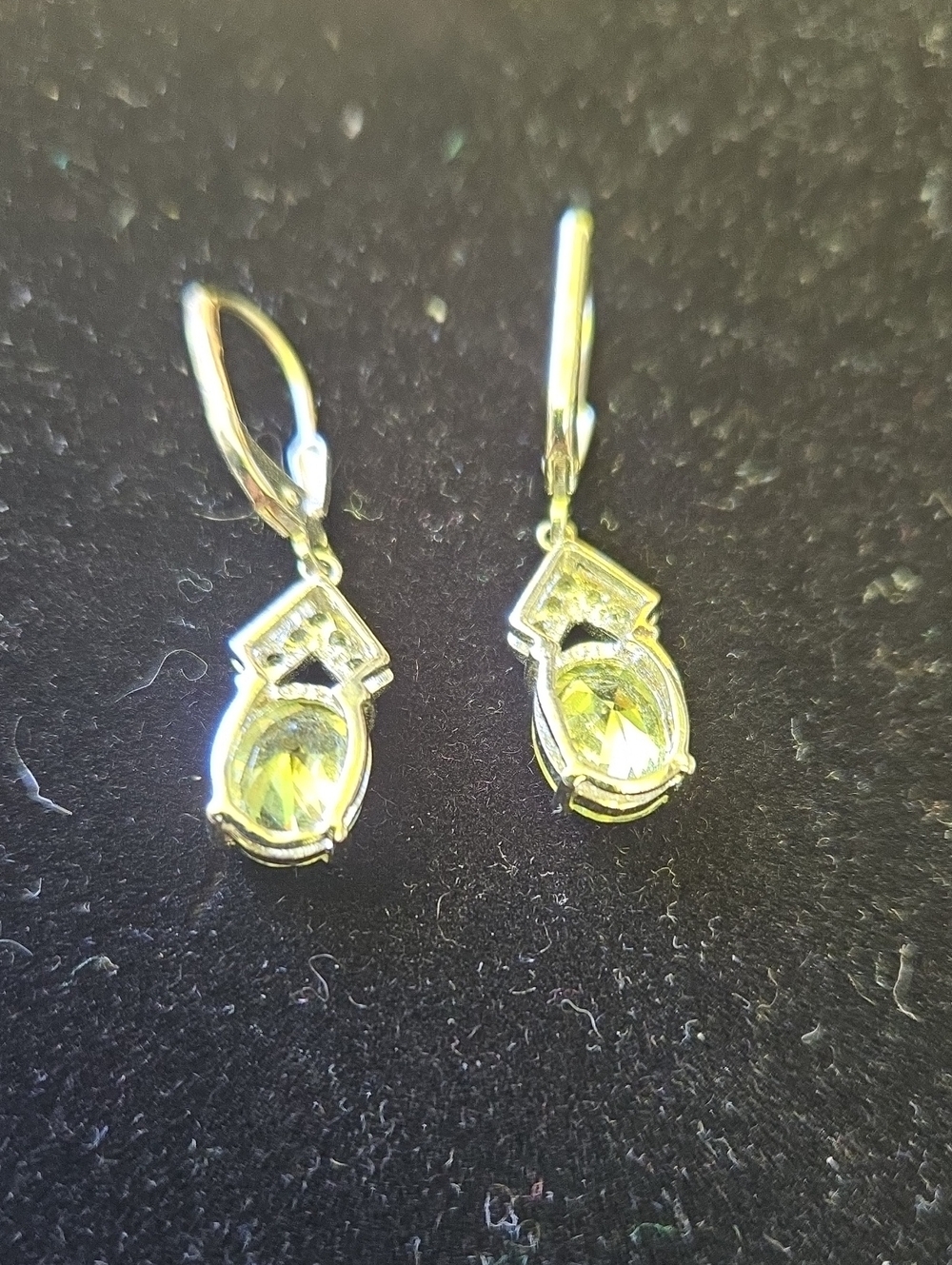 Peridot Drop Earringa - Picture 4 of 6